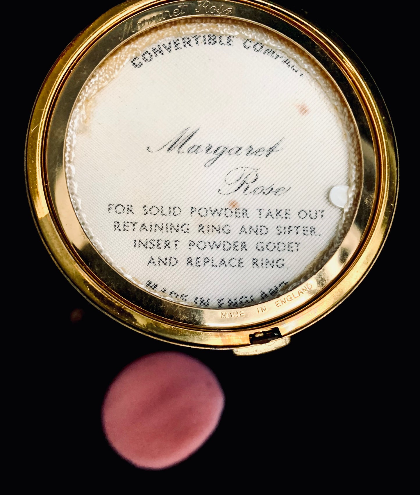 Vintage Margaret Rose Cameo Powder Compact