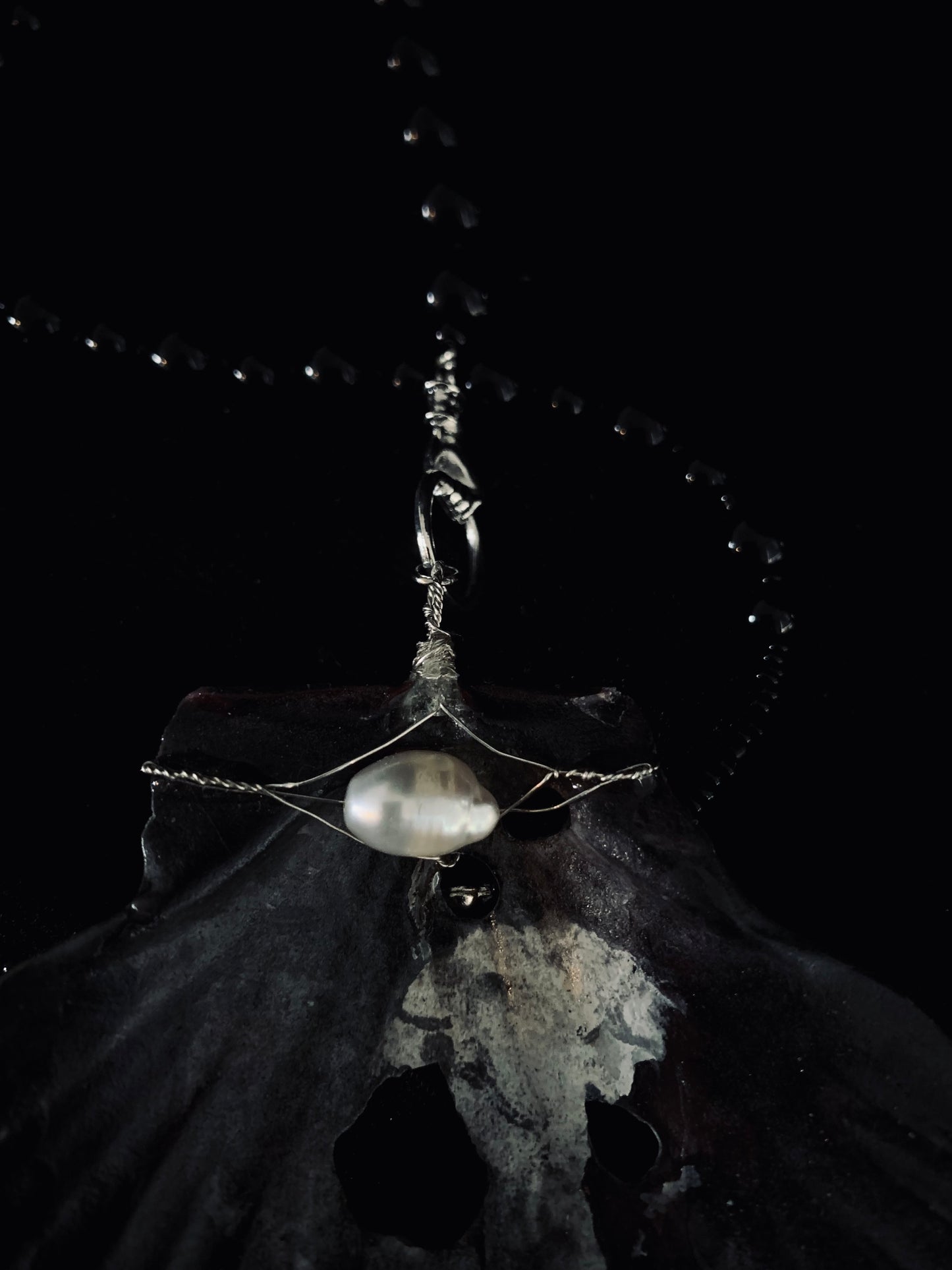 Sterling Silver, Freshwater Pearls & Black Seashell beaded necklace.