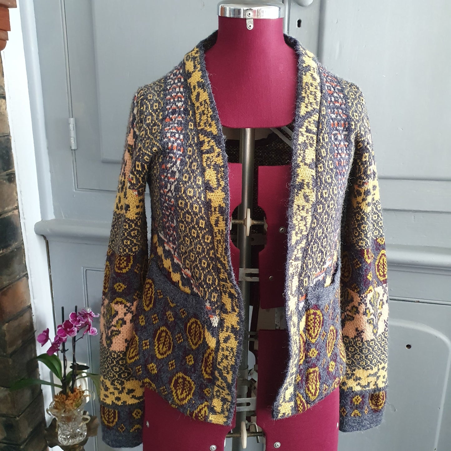 Vintage 90s/Y2K HQ Patterned Knit Cardigan – S