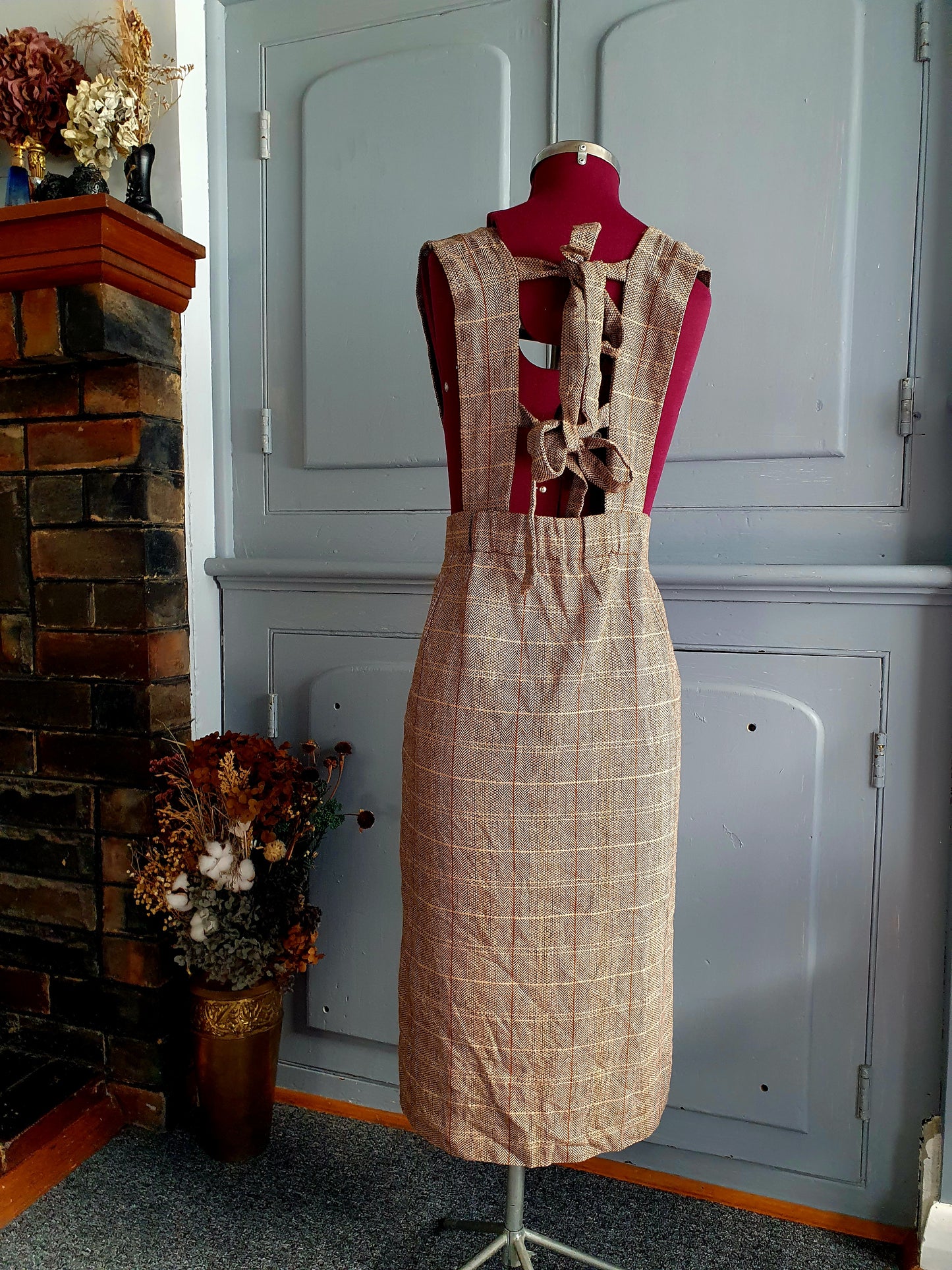 Ray BEAMS Plaid Wool-Blend Tie-Back Pinafore Dress – Size XS (AU 6–8)