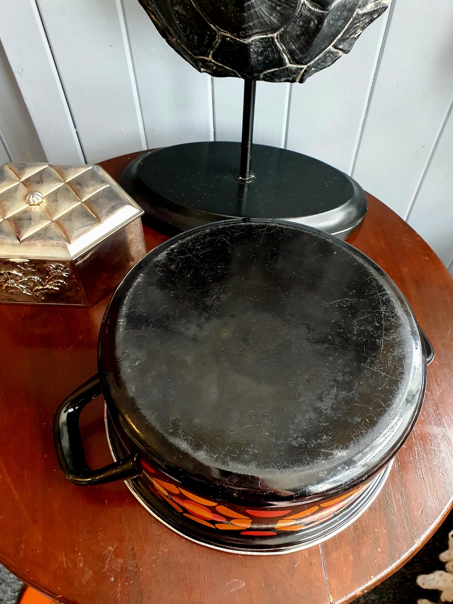 Vintage 1970s Enamel Flower Pot – Retro Black & Orange Dutch Oven