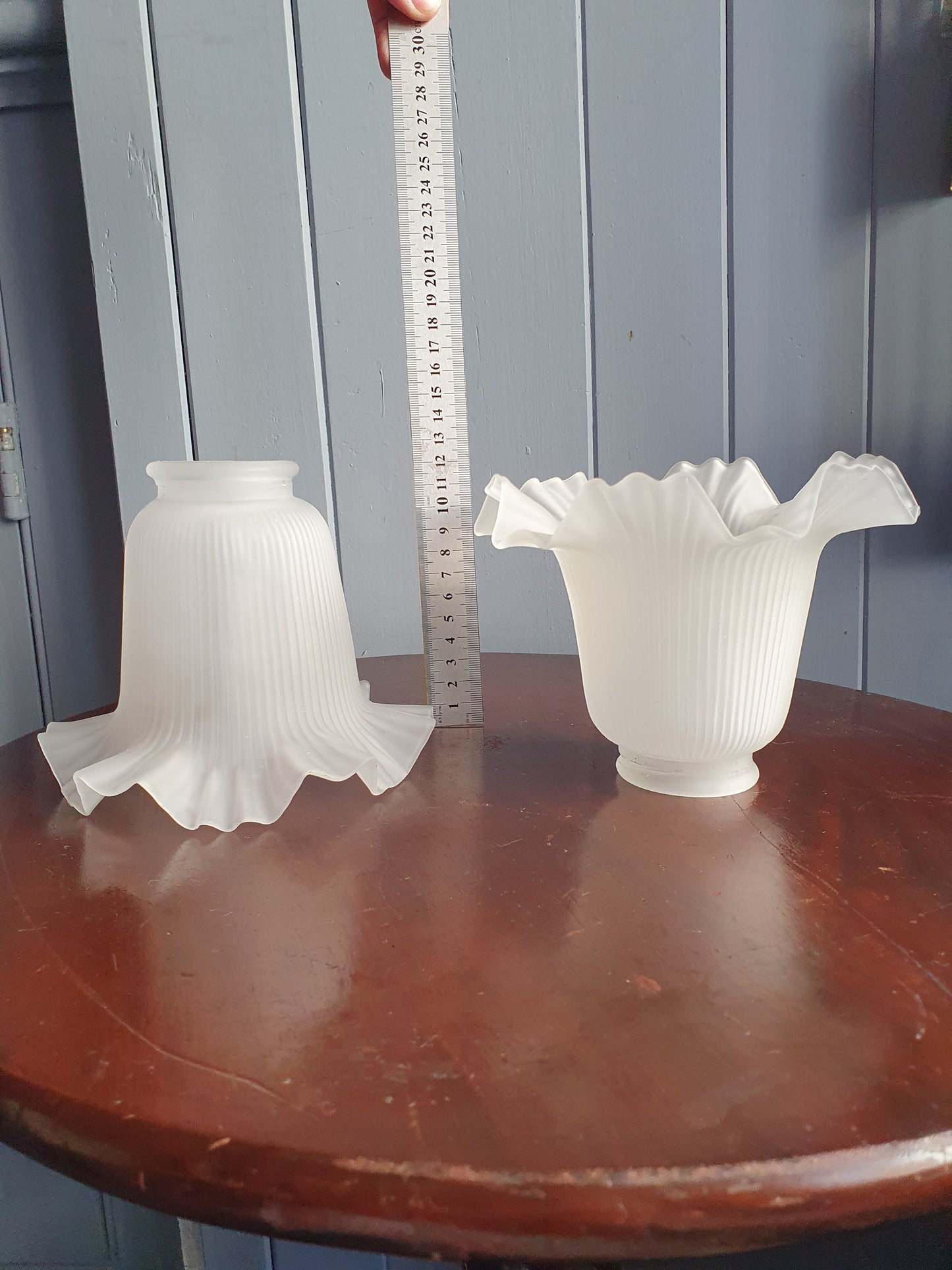 Vintage Frosted Glass Lamp Shade Pair – Ribbed Texture with Ruffle Edging (1980s)