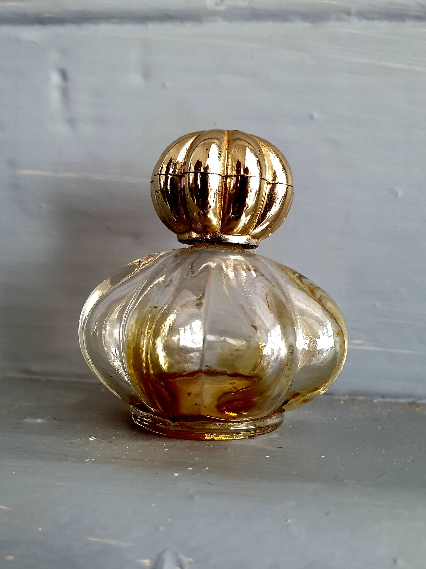 Vintage Avon Perfume Bottle Pair – Minuette “Somewhere” Cologne & Bubble Tower | 70s–80s