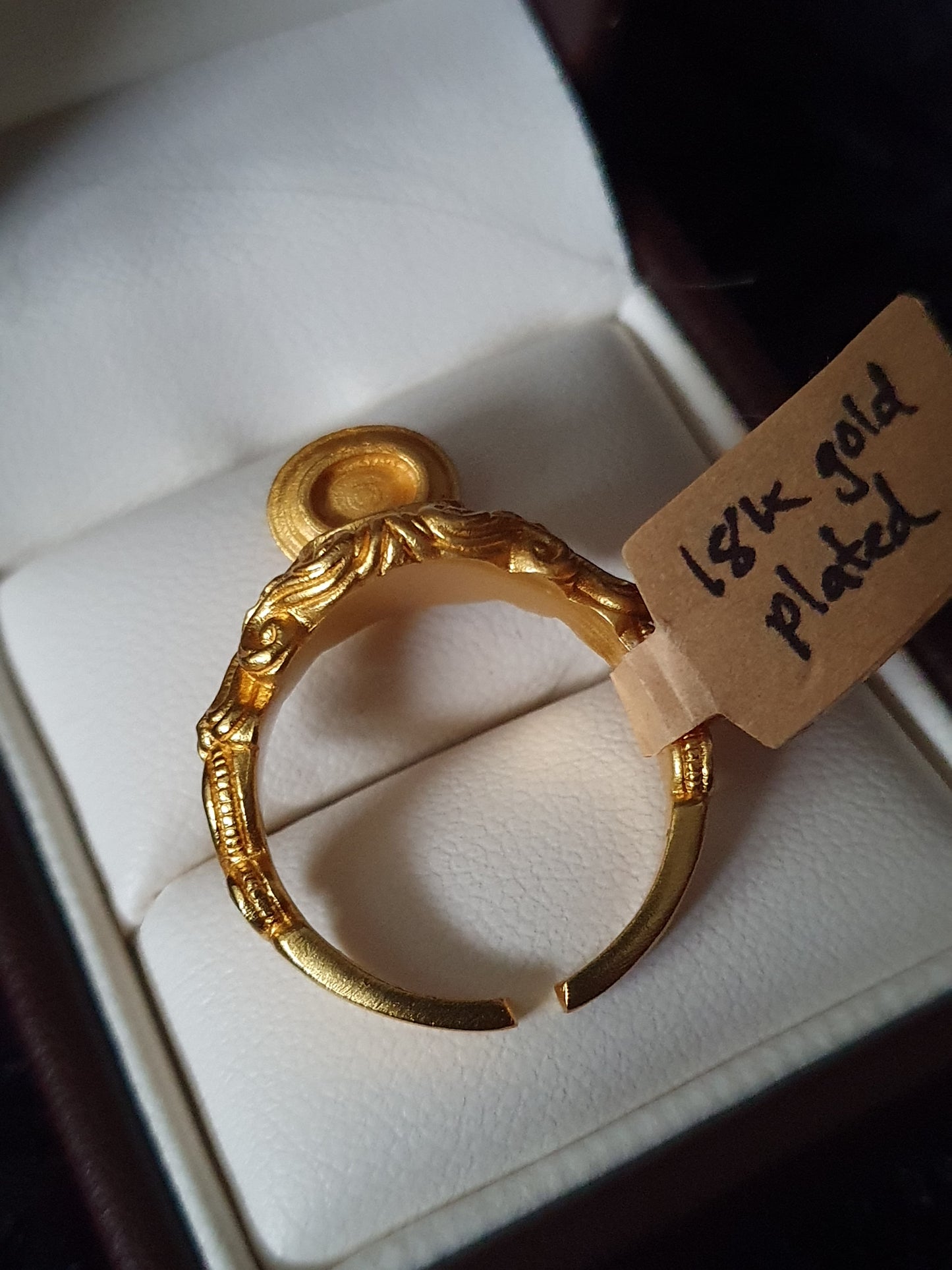 Renaissance Poison Ring – 18K Gold Plated