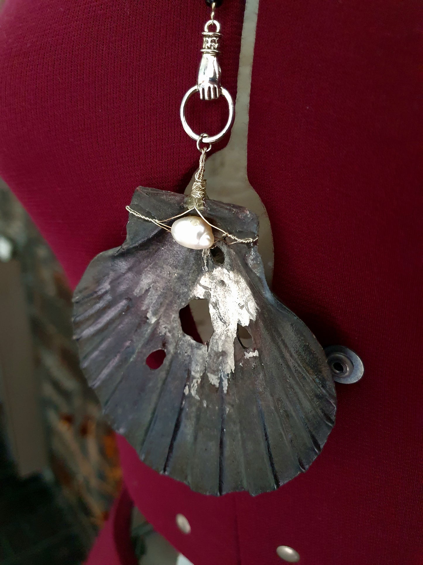 Sterling Silver, Freshwater Pearls & Black Seashell beaded necklace.