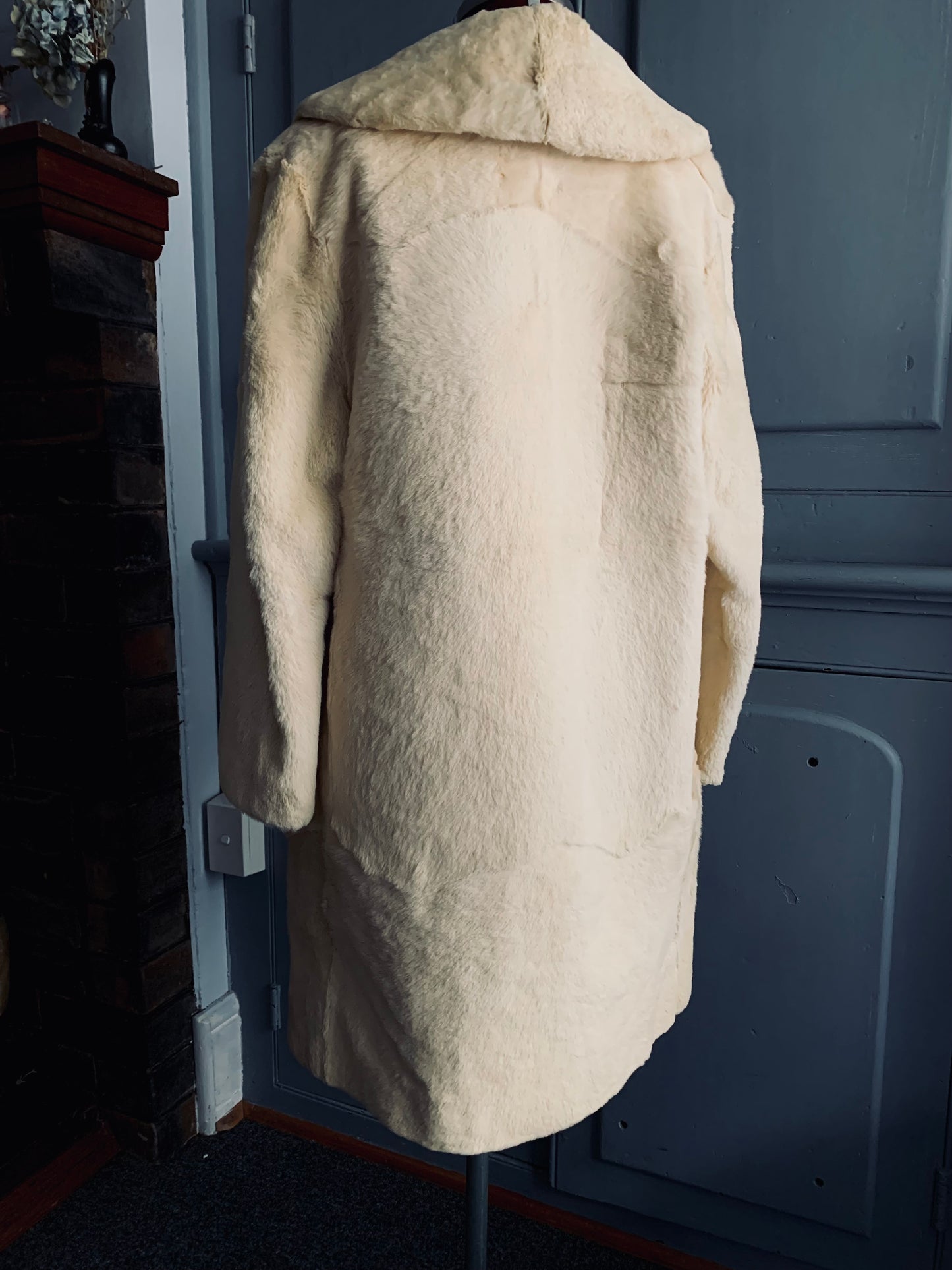 Vintage Blonde Fur Coat – Stephen Dattner, London Melbourne