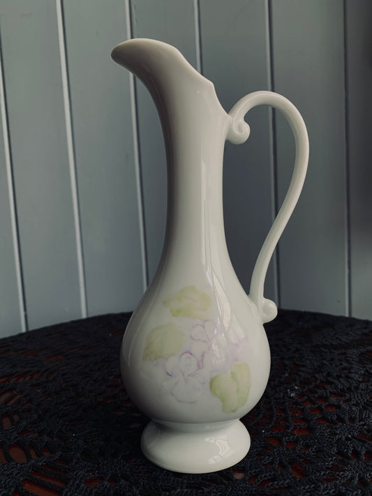 Flower vase