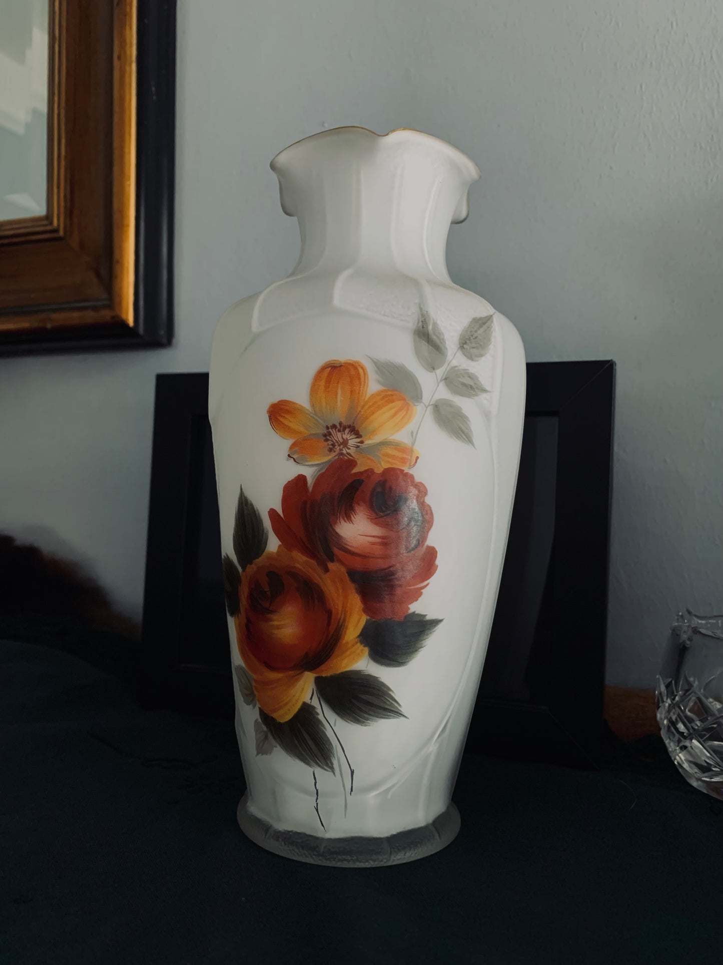 Rose Vase with frosted glass
