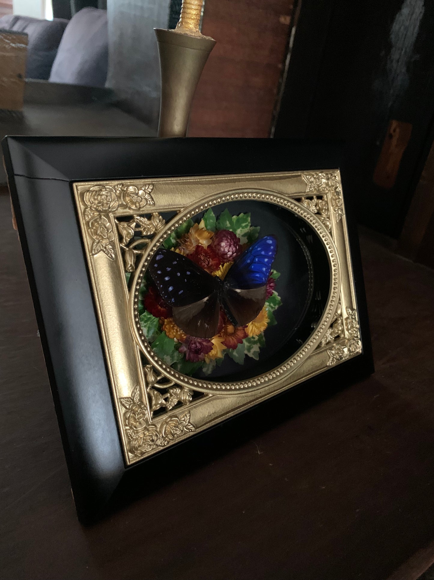 ‘Victorian garden’ butterfly frame