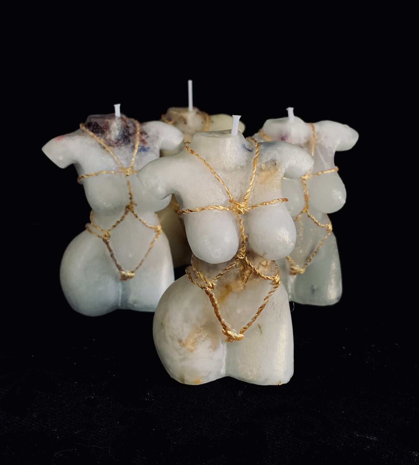 ‘ Shibari ‘ scented candle