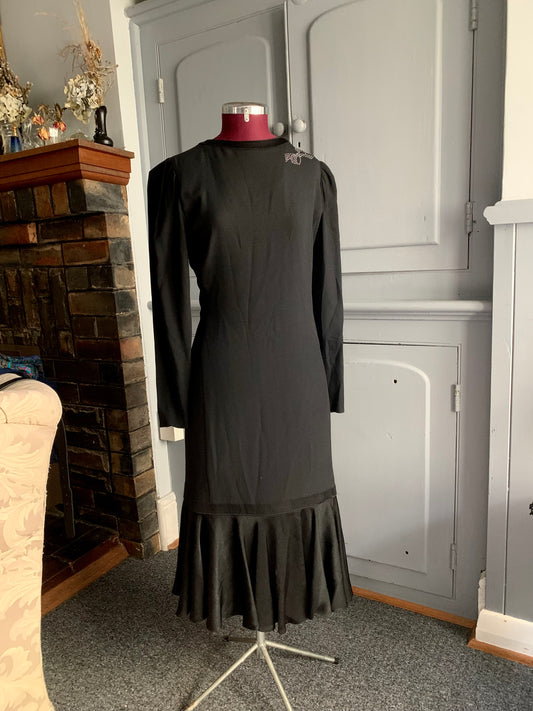 Vintage Fink Modell Black Ruffle Hem Dress