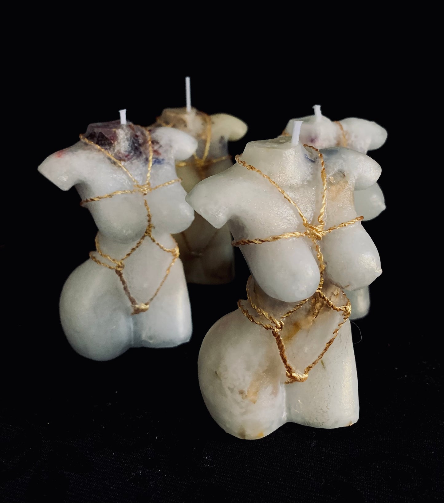 ‘ Shibari ‘ scented candle