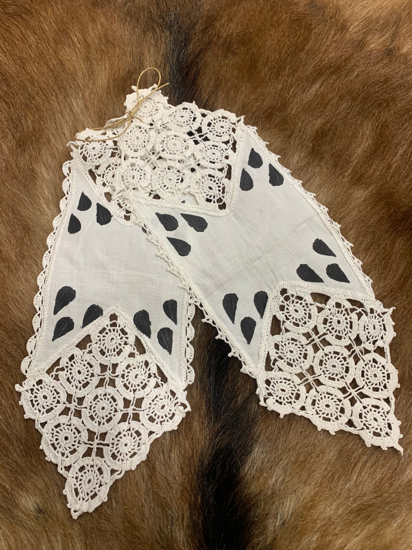 ‘Victorian tears’ vintage cloth pair