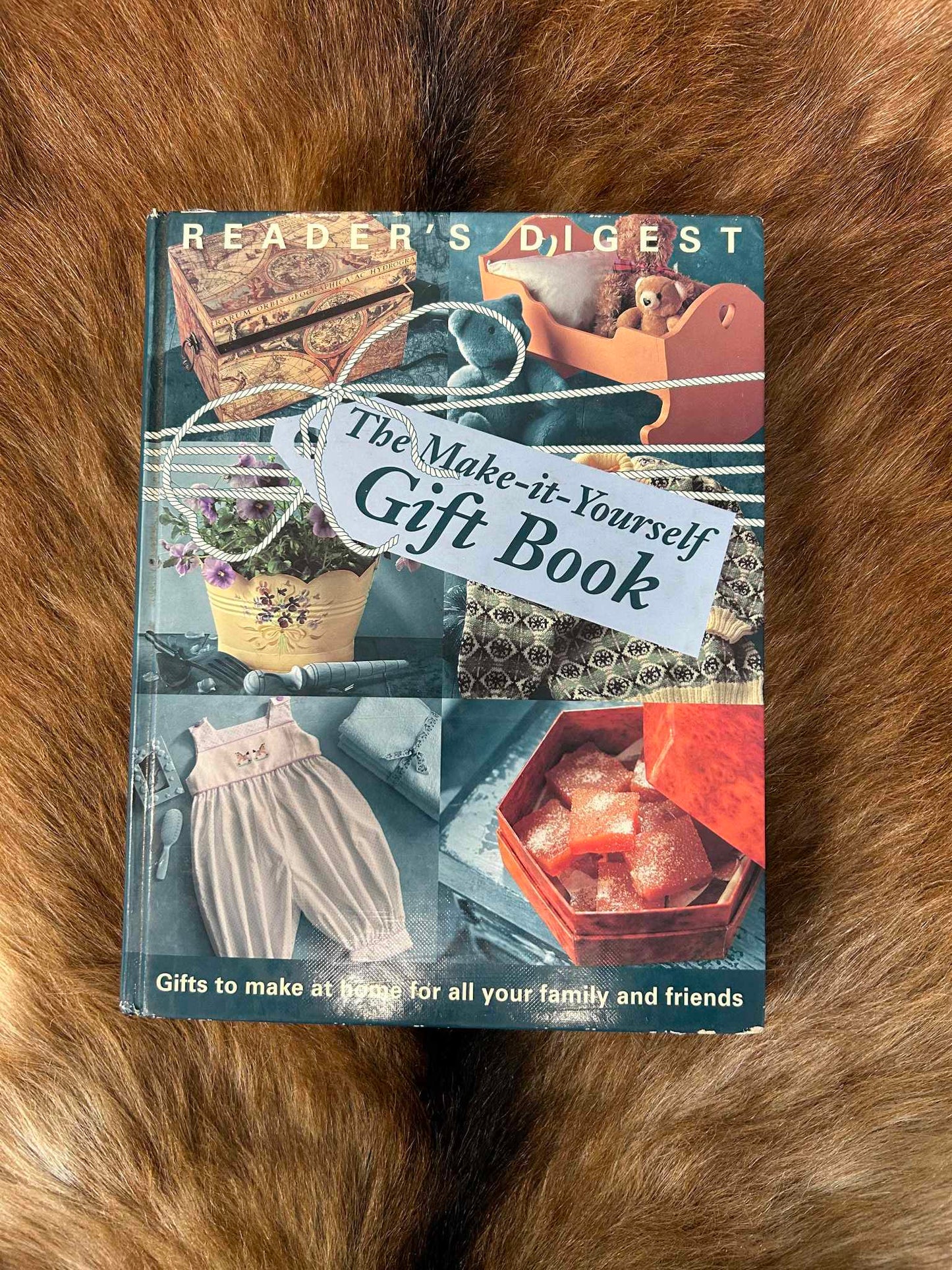 Make It Yourself Gift Book