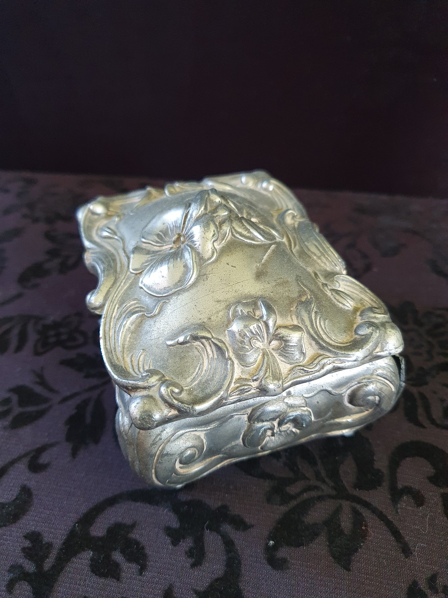 Antique Art Nouveau Jennings Bros Silver Tone Jewelry Casket – JB 207 (c.1900–1920)