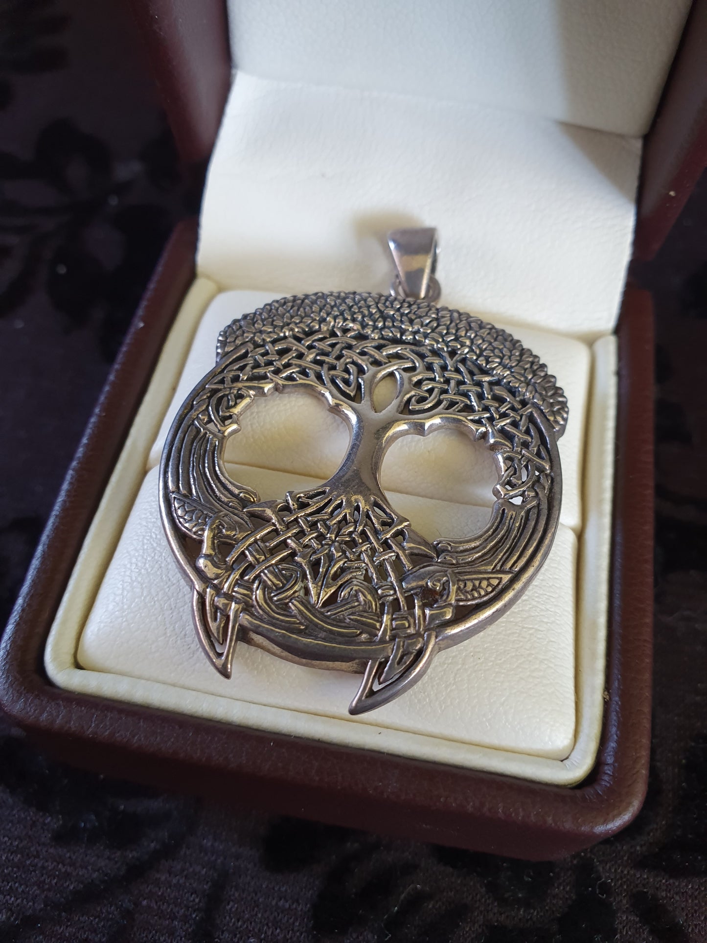 Vintage Sterling Silver Tree of Life Pendant – Celtic Knotwork – 3.5 × 4.6 cm