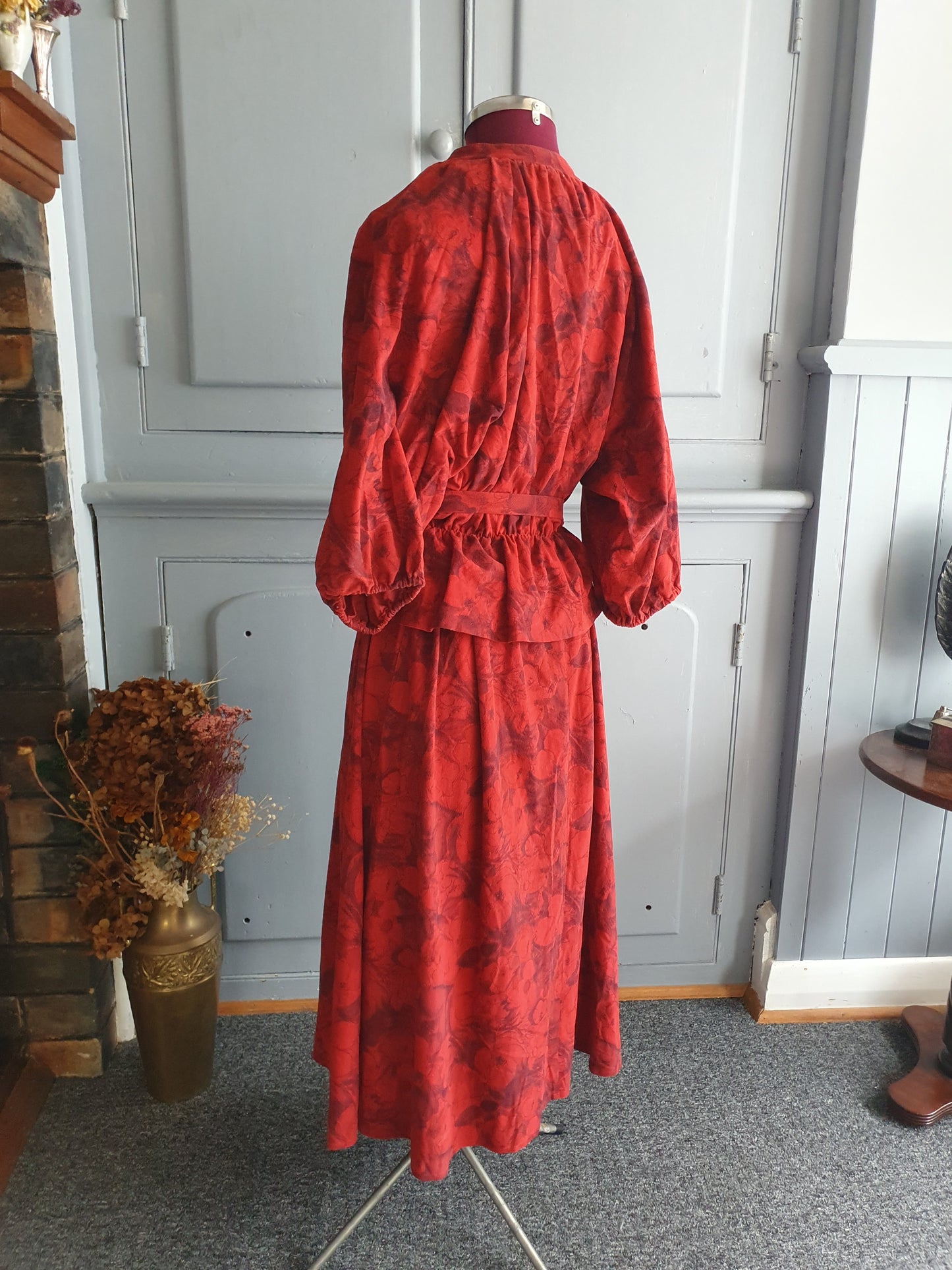 Vintage House of Raymonde Red Floral Two-Piece Set – AU 10