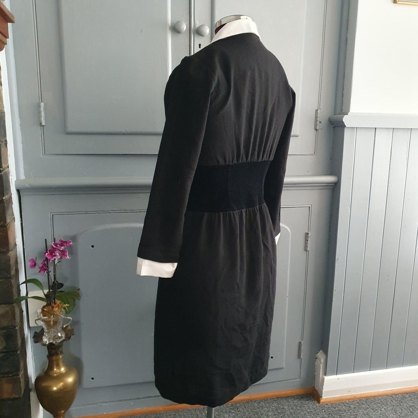 Vintage Ninette Pure Wool Black & White Dress – modern 10