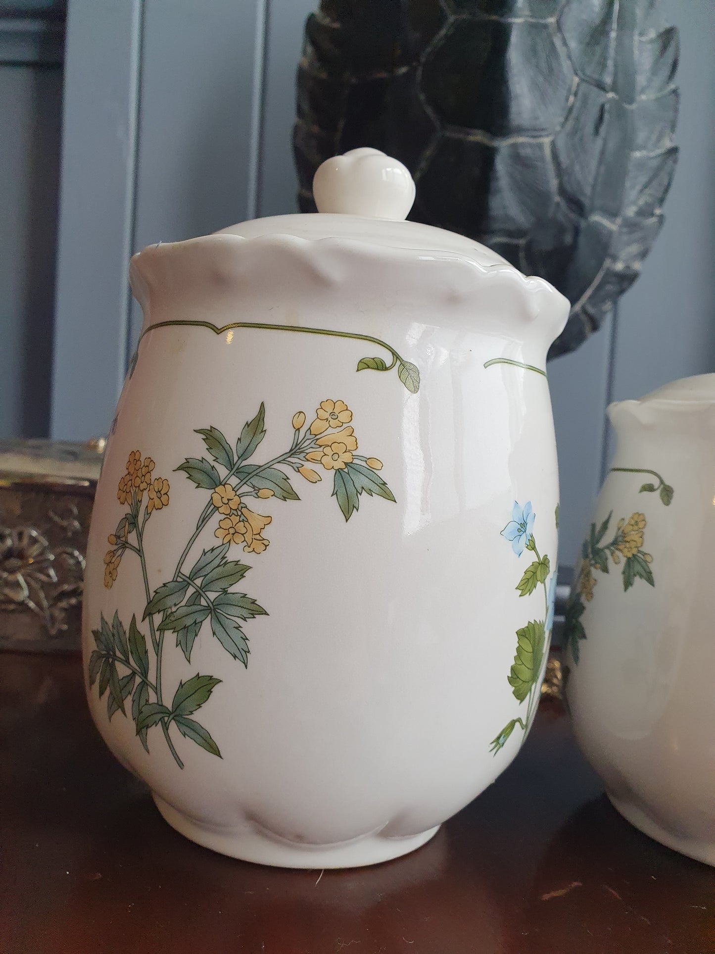 Vintage Floral Ceramic Canister Pair – Scalloped Lids & Botanical Print