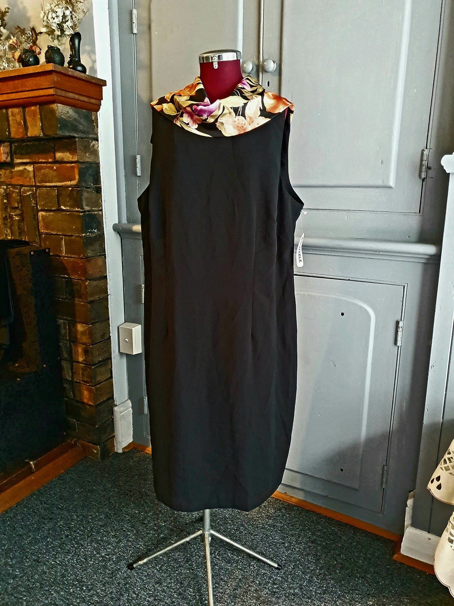 Midnight Velvet 90's vintage midi dress- Size 22.