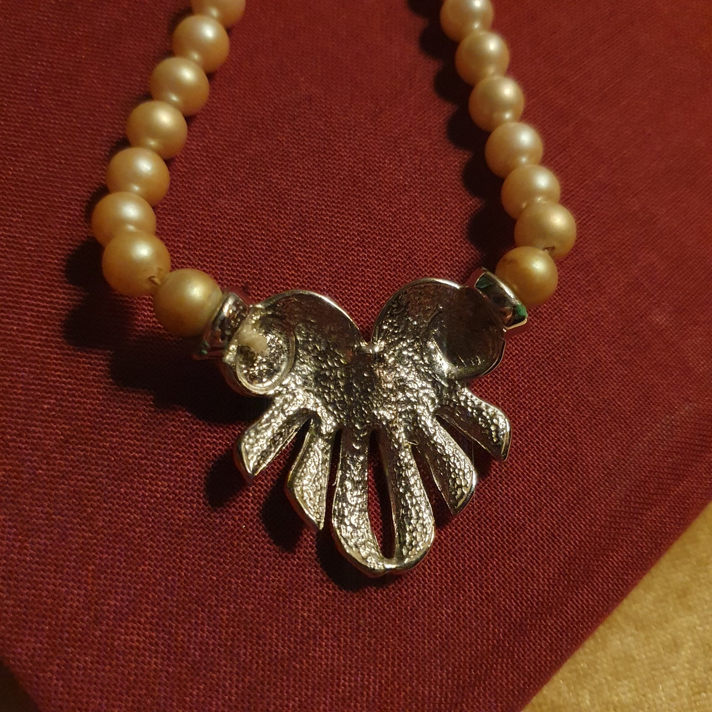 Vintage Faux Pearl & Rhinestone Fan Necklace