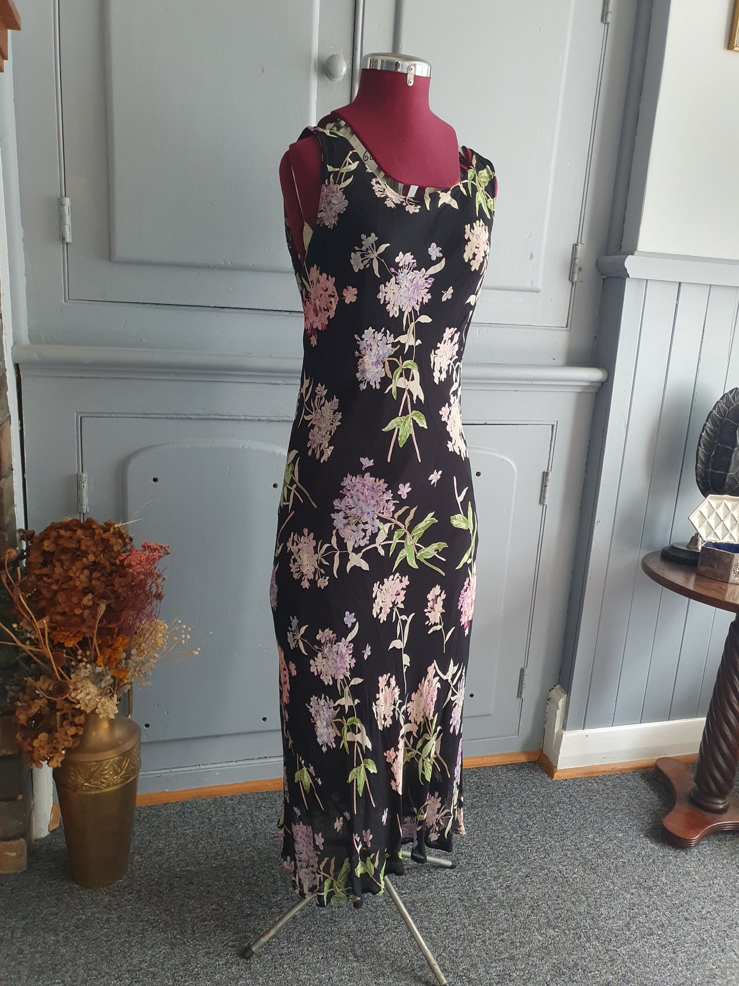 Vintage 1990s SUSSAN Floral Slip Dress- Modern M