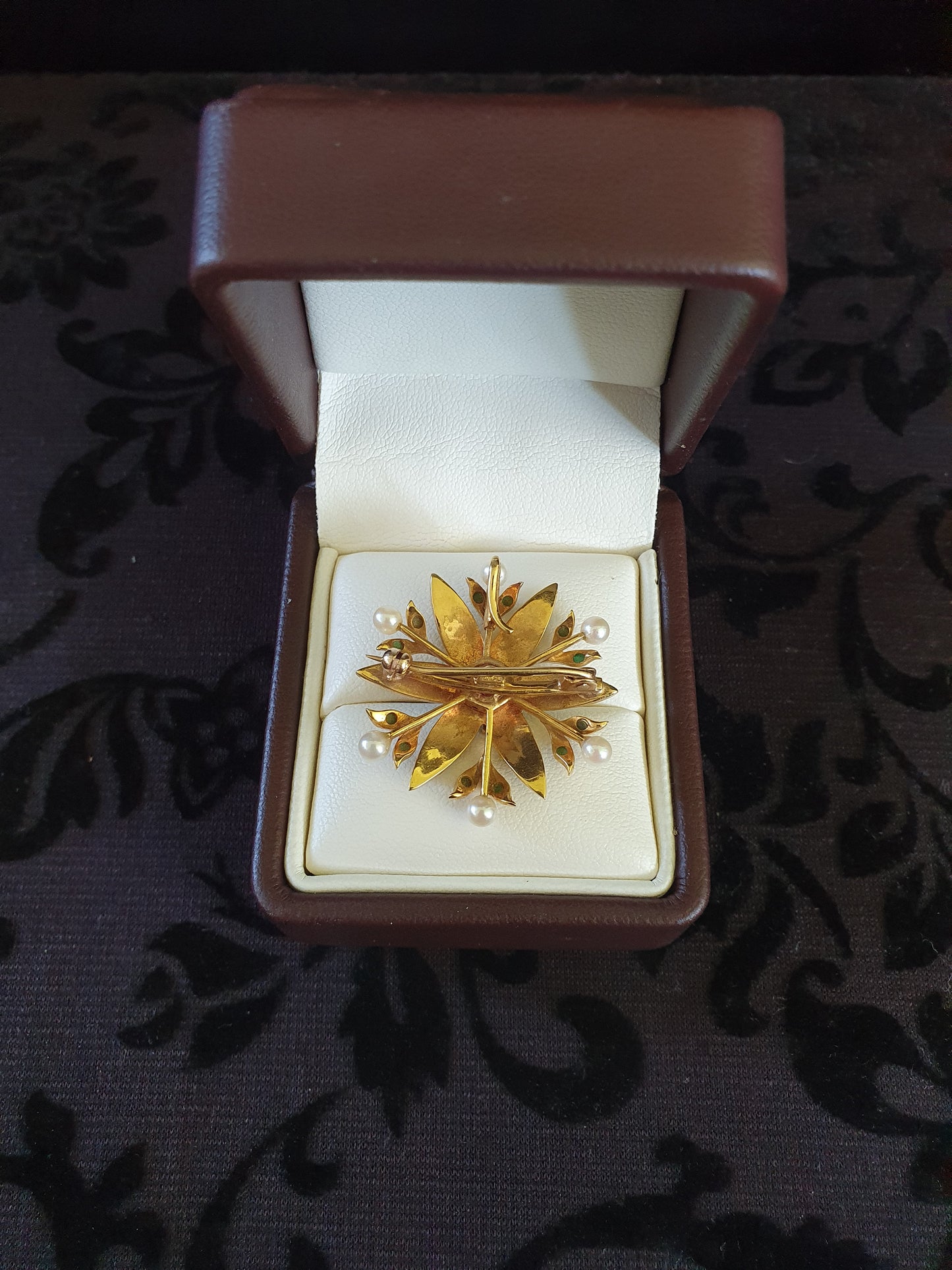 Vintage 18ct Gold Chrysoprase & Pearl Starburst Brooch (1950s–1970s)