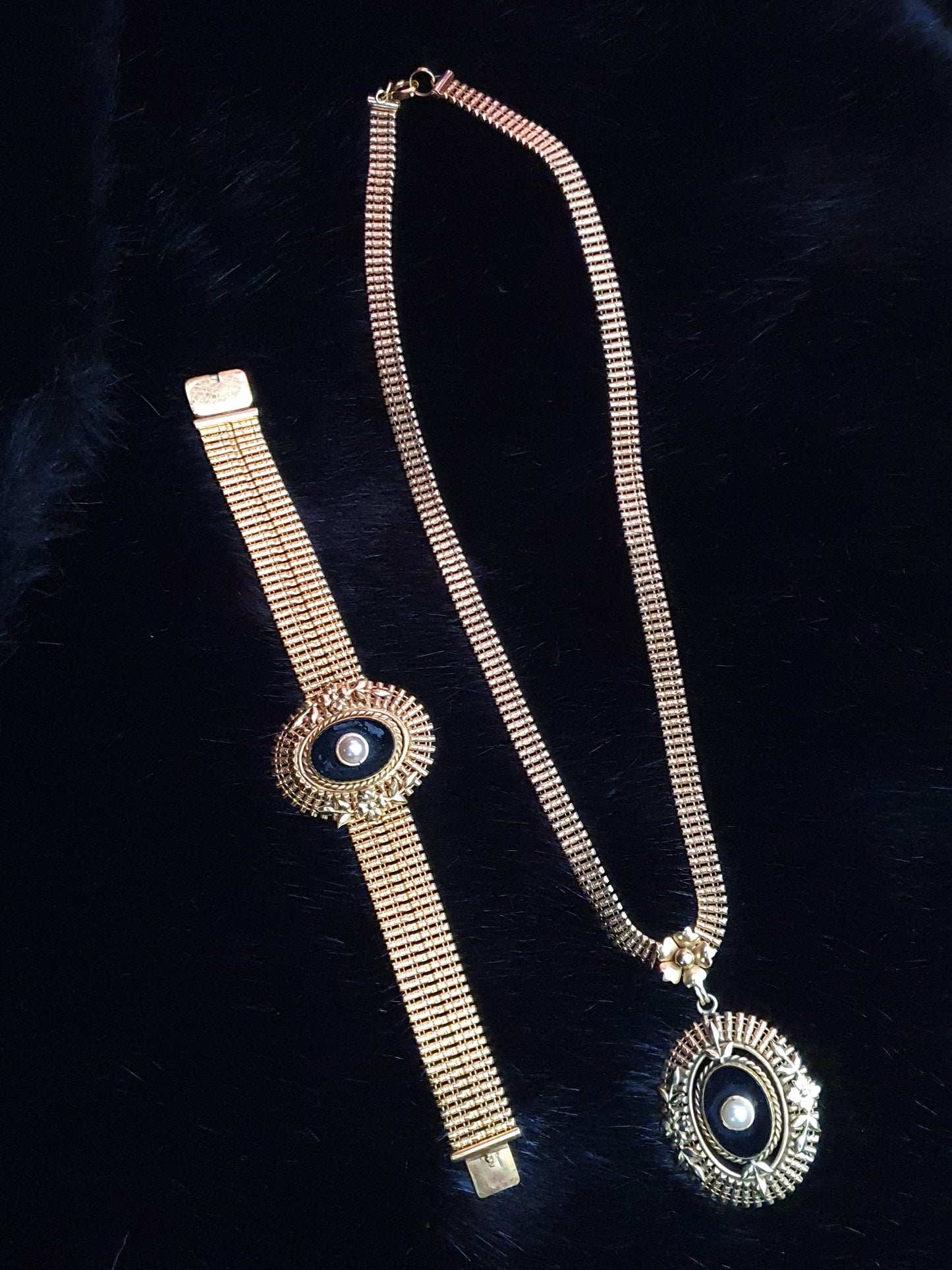 The Mourning Rose — Antique A&Z 12K Gold Filled Jewellery Suite