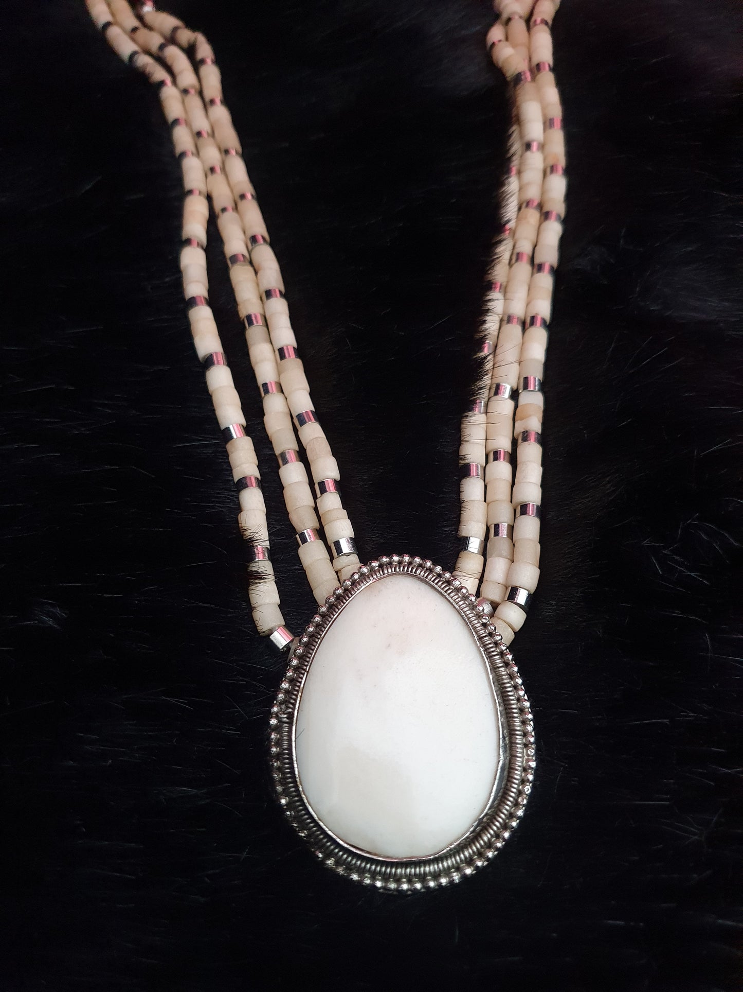 Vintage Bone Statement Necklace- 30cm