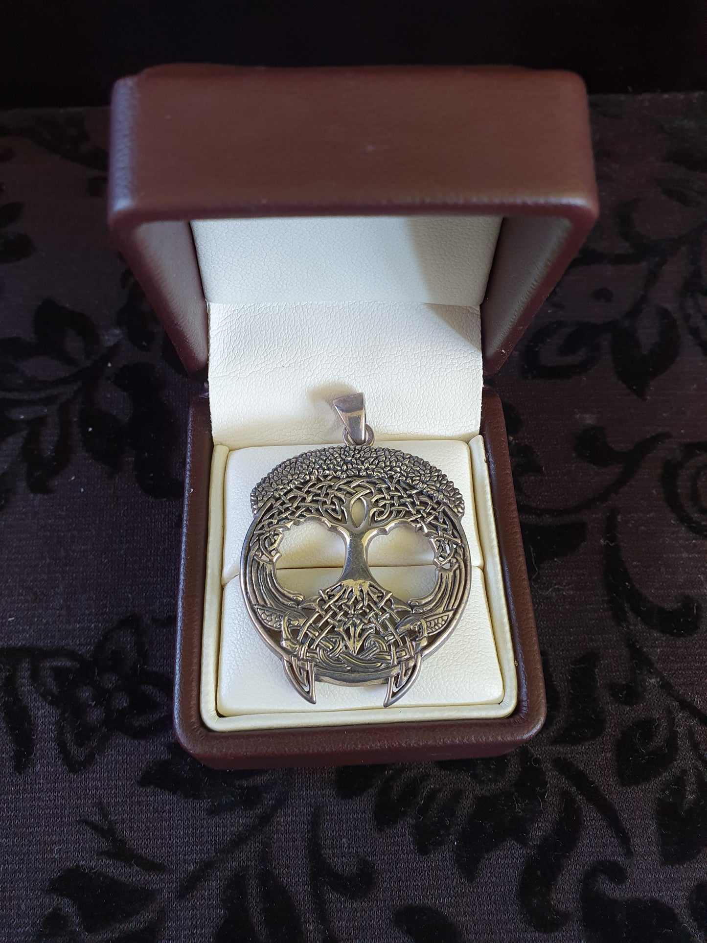 Vintage Sterling Silver Tree of Life Pendant – Celtic Knotwork – 3.5 × 4.6 cm