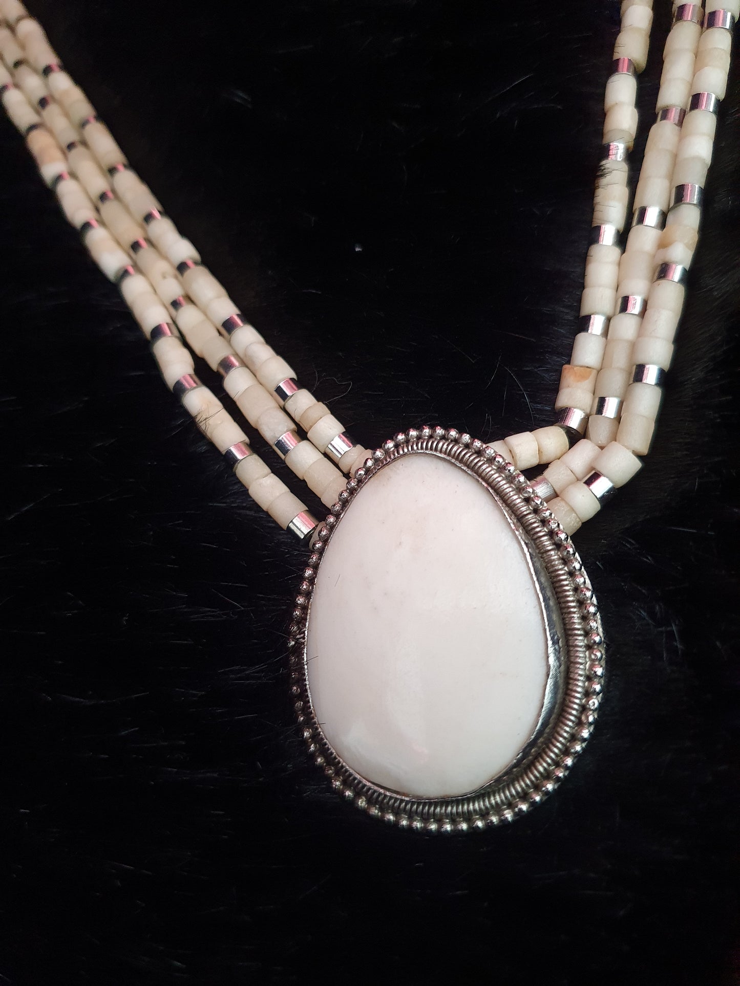 Vintage Bone Statement Necklace- 30cm