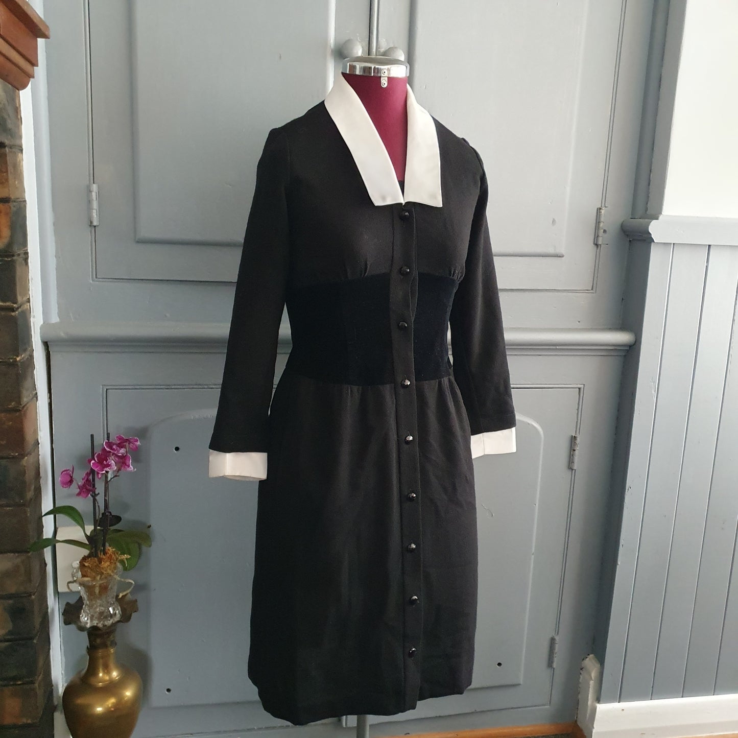 Vintage Ninette Pure Wool Black & White Dress – modern 10