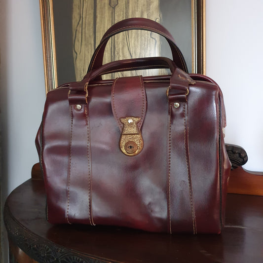 Vintage Oxblood Leather Gladstone Handbag | Mid-Century Doctor Bag