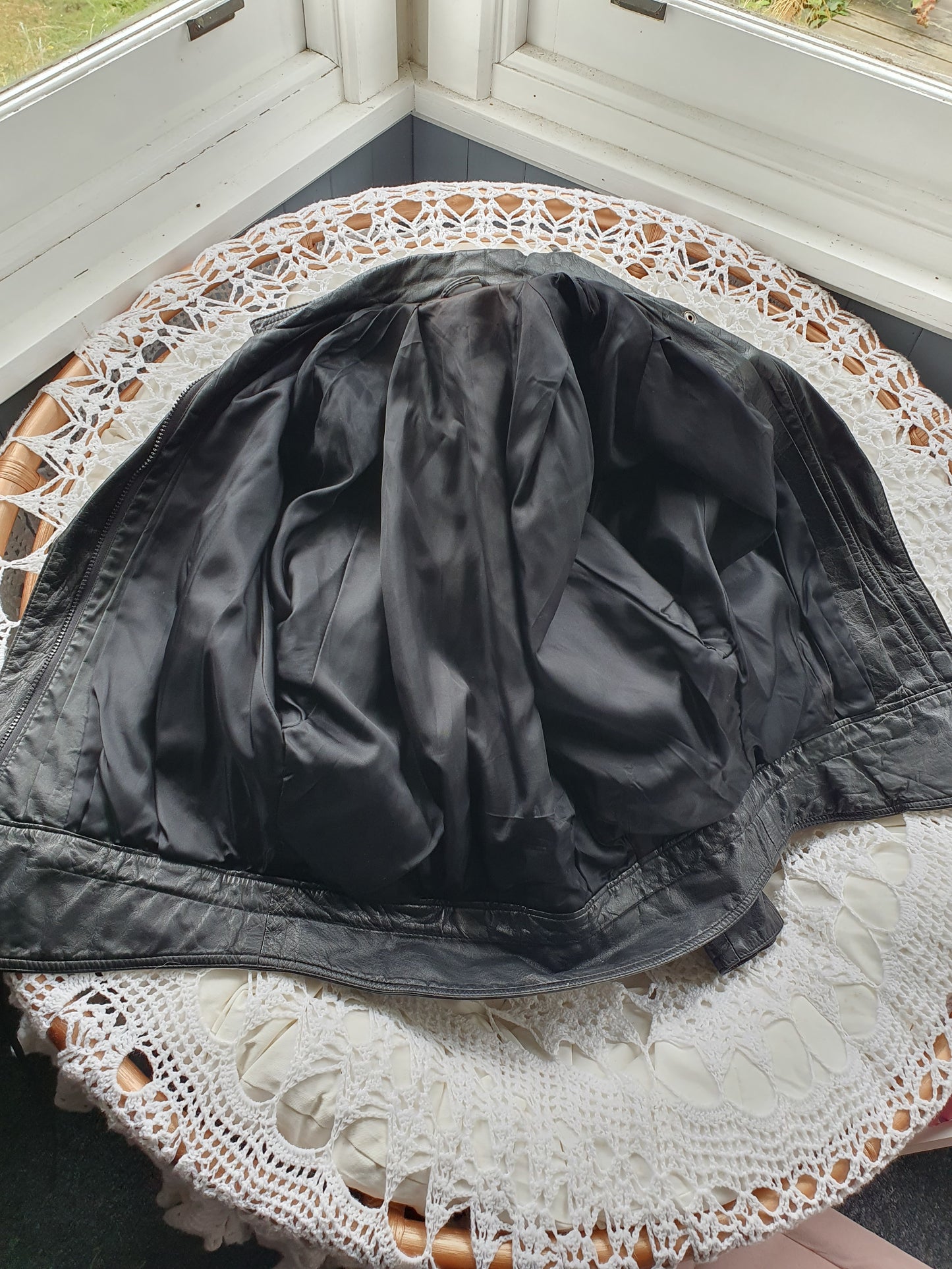 Vintage 1990s Black Leather Jacket – Batwing Sleeve size M